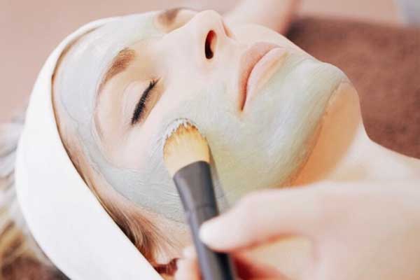 Lymphatic Drainage Facial